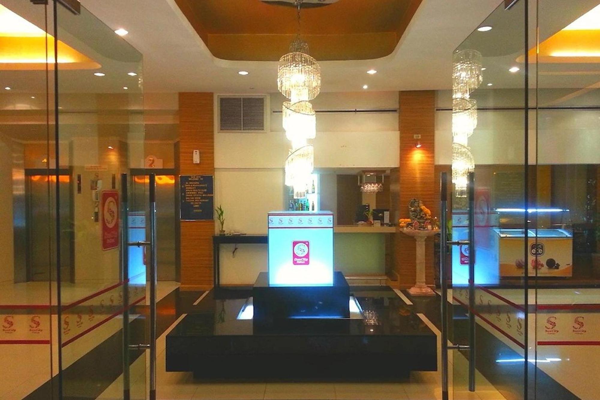 Suncity Hotel Pattaya Exterior foto